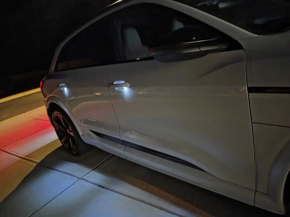 2022 Audi e-tron - Image 7 of 8