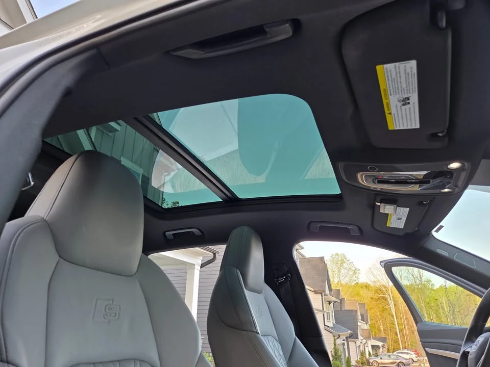 2022 Audi e-tron - Image 8 of 8