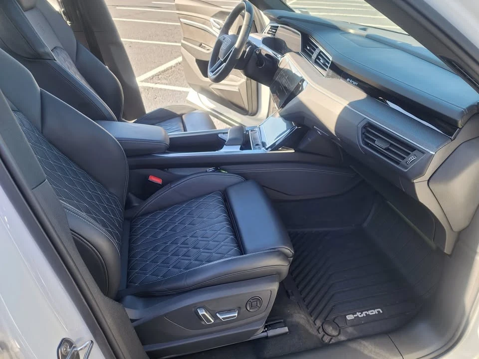 2022 Audi e-tron - Image 13 of 16