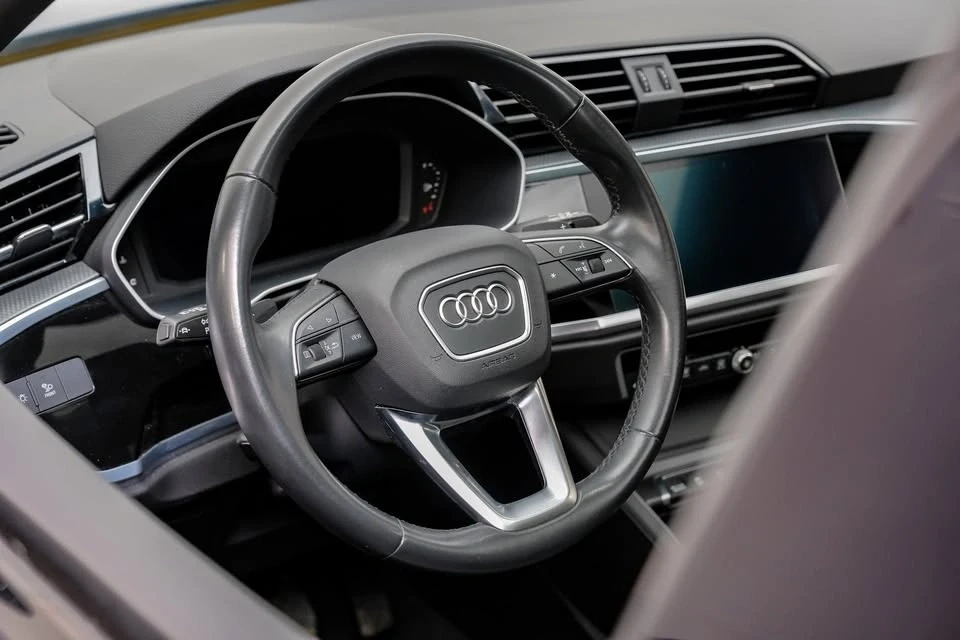 2022 Audi F3 Q3 - Image 3 of 19