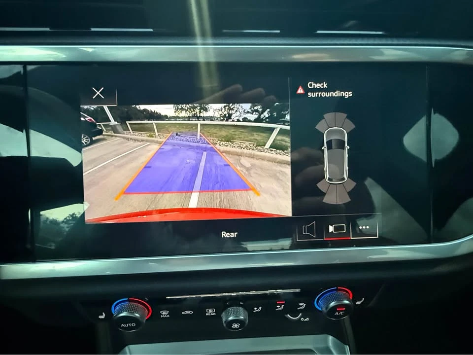 2022 Audi F3 Q3 - Image 11 of 12