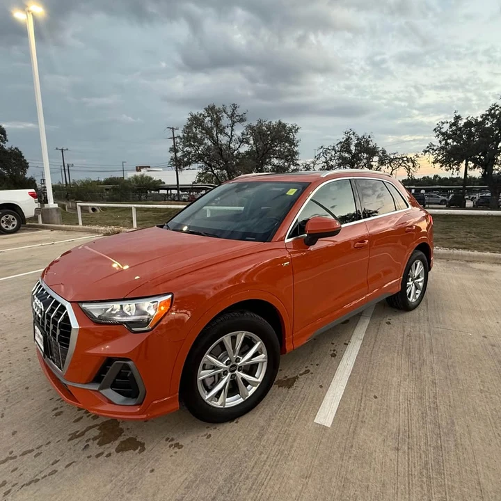 2022 Audi F3 Q3 - Image 3 of 12
