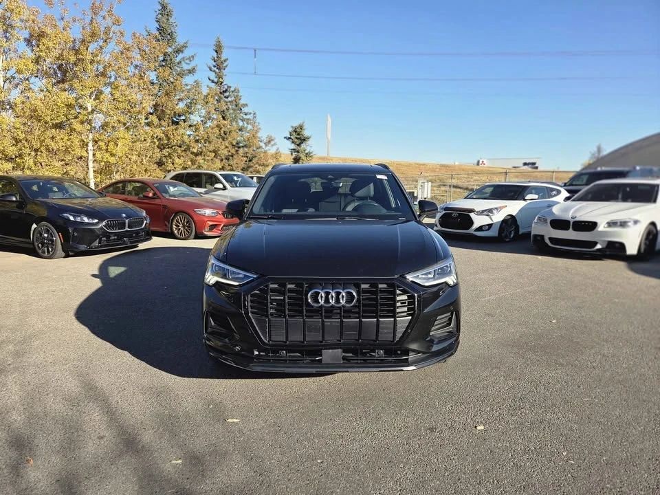 2022 Audi F3 Q3 - Image 2 of 17