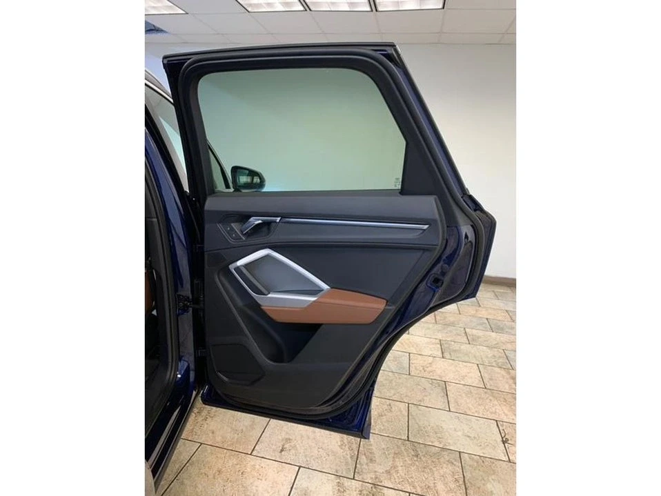 2022 Audi F3 Q3 - Image 11 of 19