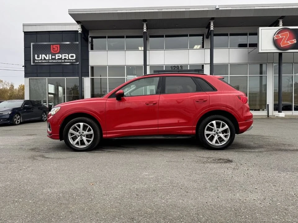 2022 Audi F3 Q3 - Image 2 of 18