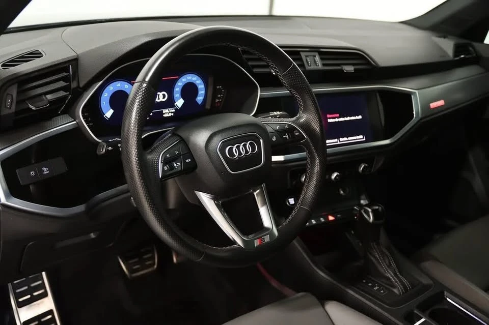 2022 Audi F3 Q3 - Image 11 of 19