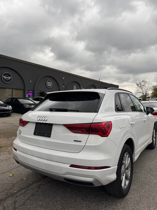2022 Audi F3 Q3 - Image 3 of 6