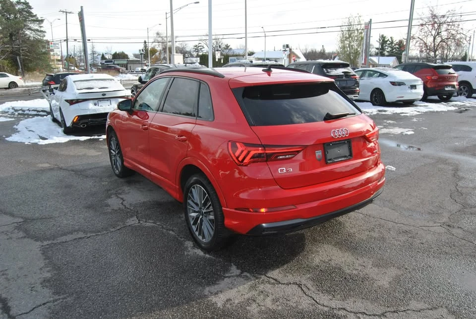 2022 Audi F3 Q3 - Image 2 of 18