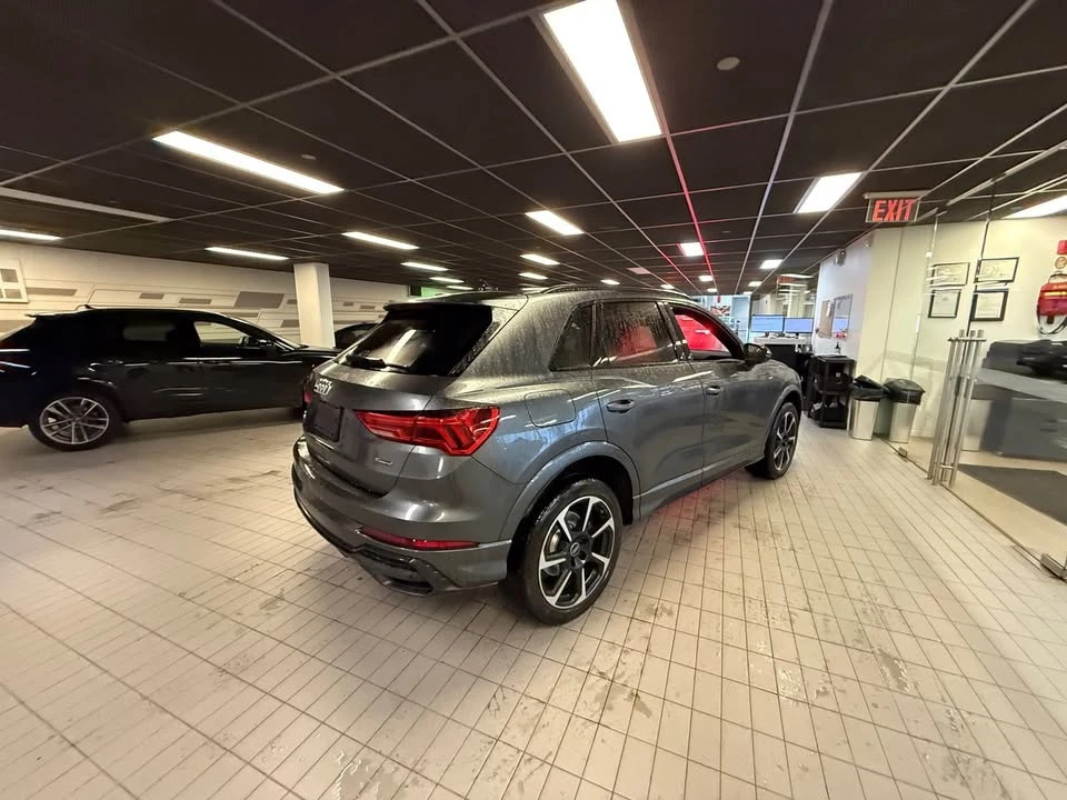 2022 Audi F3 Q3 - Image 11 of 18