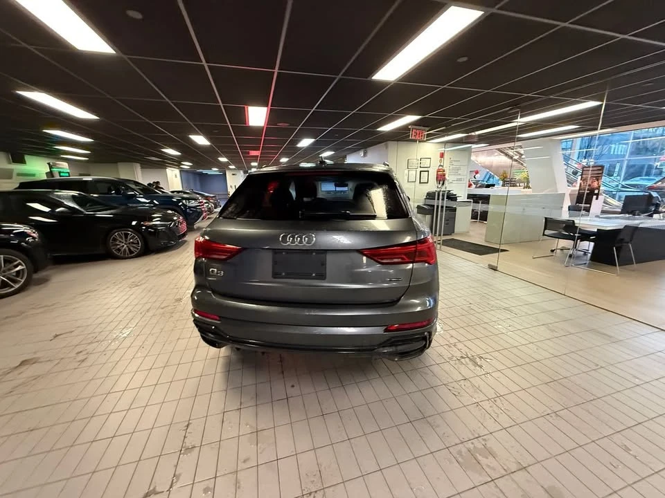 2022 Audi F3 Q3 - Image 9 of 18