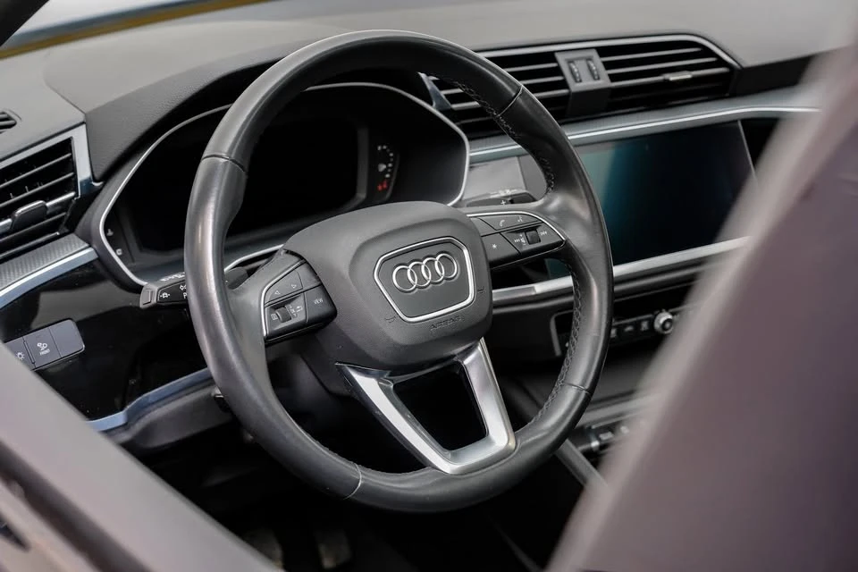 2022 Audi F3 Q3 - Image 3 of 19
