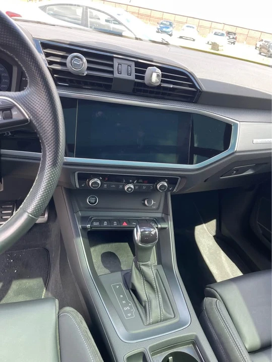 2022 Audi F3 Q3 - Image 5 of 6