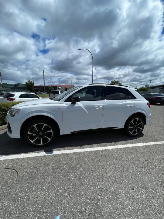 2022 Audi F3 Q3 - Image 3 of 6