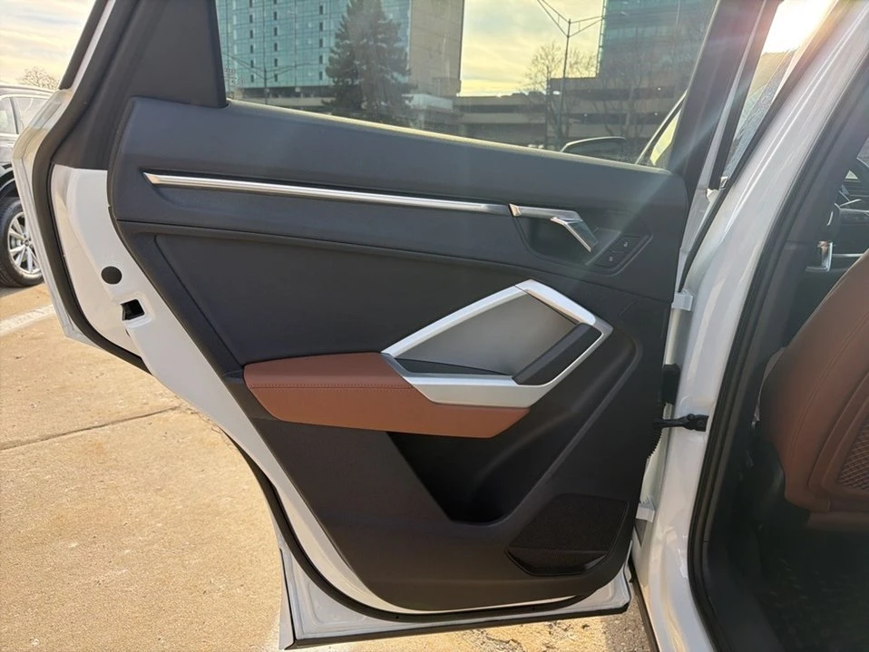 2022 Audi F3 Q3 - Image 10 of 20