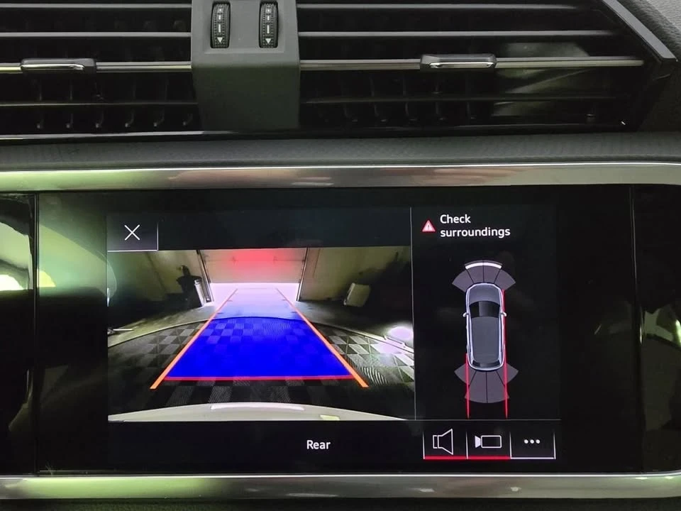 2022 Audi F3 Q3 - Image 13 of 20