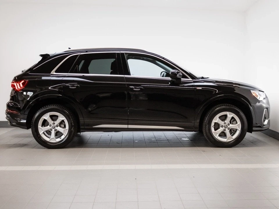2022 Audi F3 Q3 - Image 2 of 19