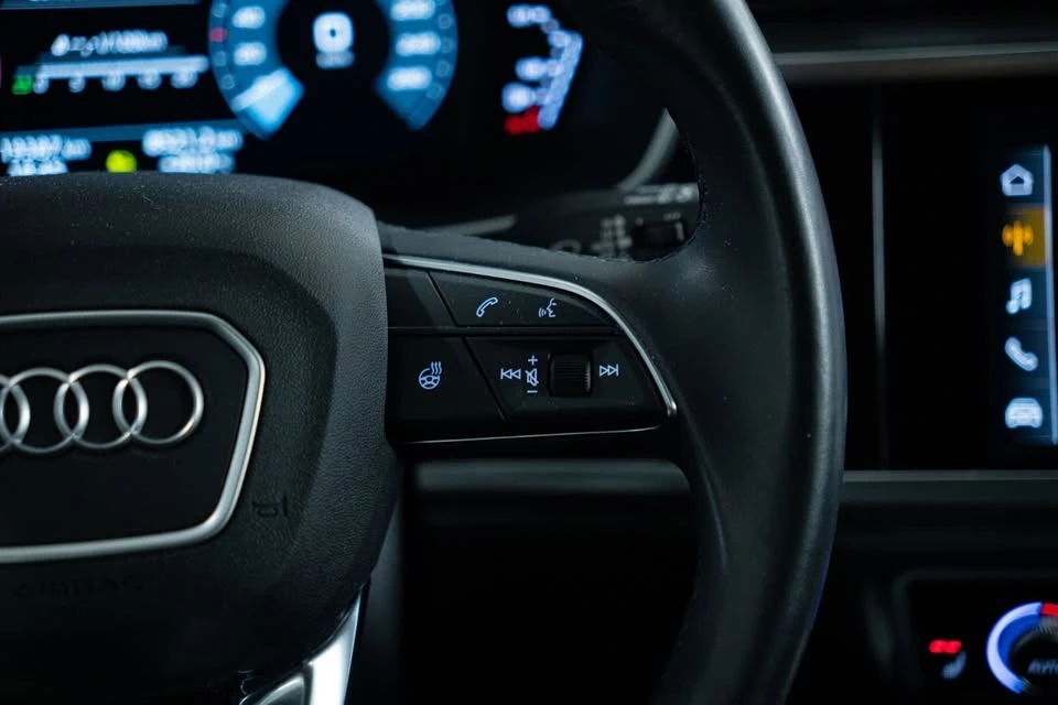 2022 Audi F3 Q3 - Image 11 of 16