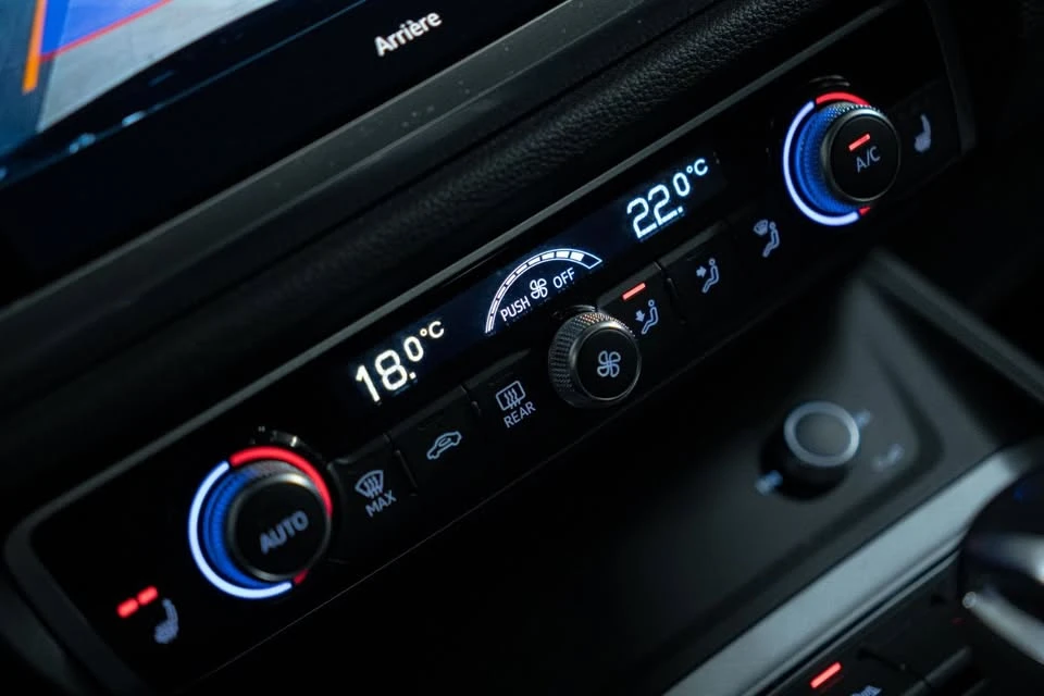2022 Audi F3 Q3 - Image 13 of 16