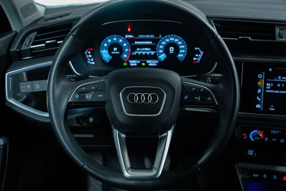 2022 Audi F3 Q3 - Image 10 of 16