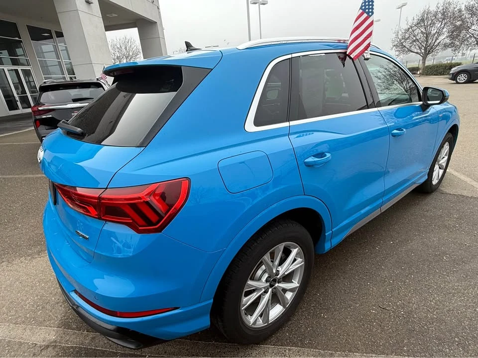 2022 Audi F3 Q3 - Image 2 of 7