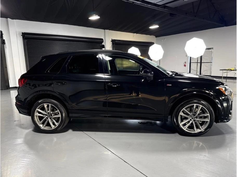 2022 Audi F3 Q3 - Image 6 of 18