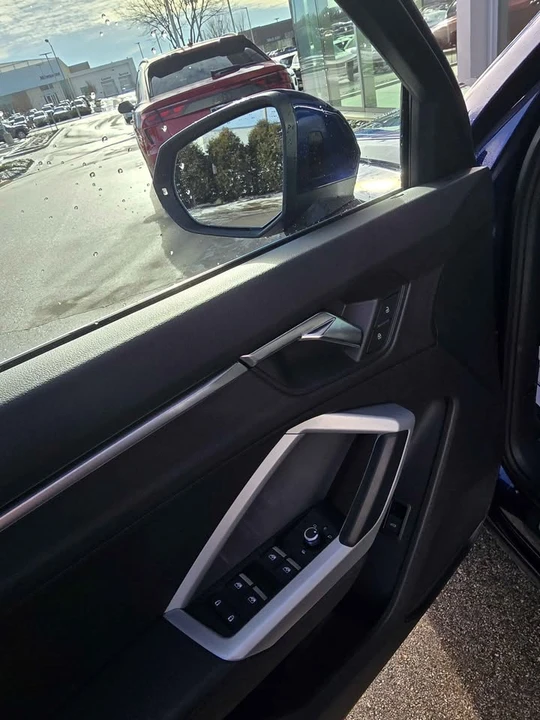 2022 Audi F3 Q3 - Image 9 of 17
