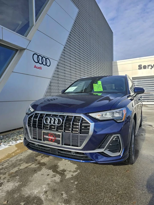 2022 Audi F3 Q3 - Image 2 of 17
