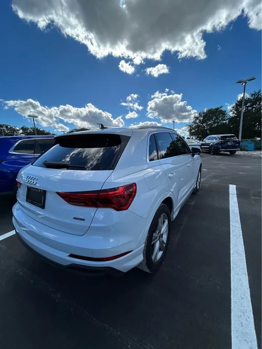 2022 Audi F3 Q3 - Image 3 of 3