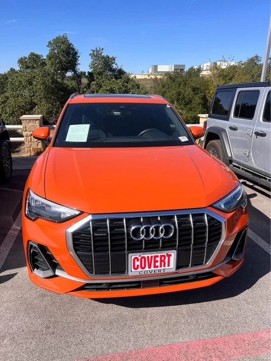 2022 Audi F3 Q3 - Image 2 of 6