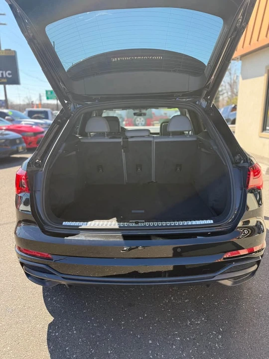 2022 Audi F3 Q3 - Image 6 of 7