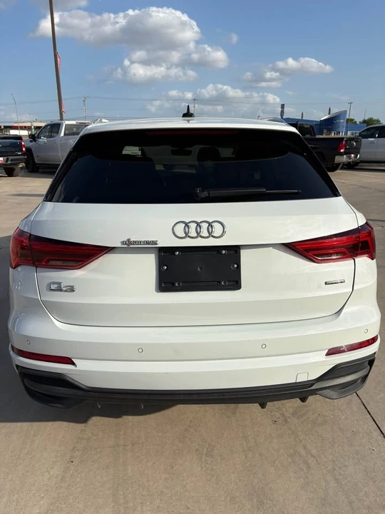 2022 Audi F3 Q3 - Image 4 of 12