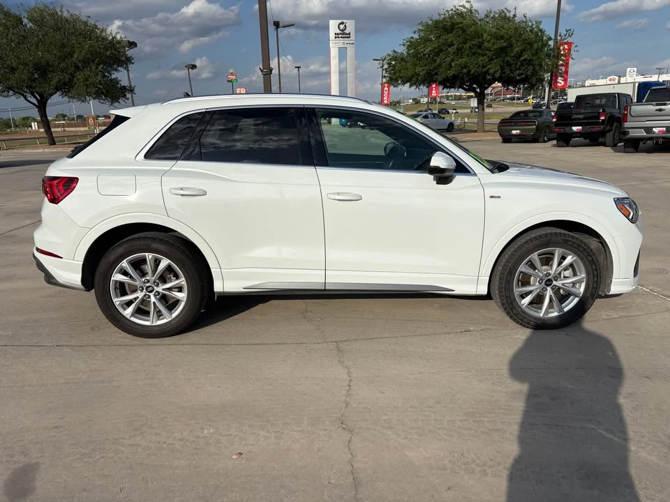 2022 Audi F3 Q3 - Image 5 of 12