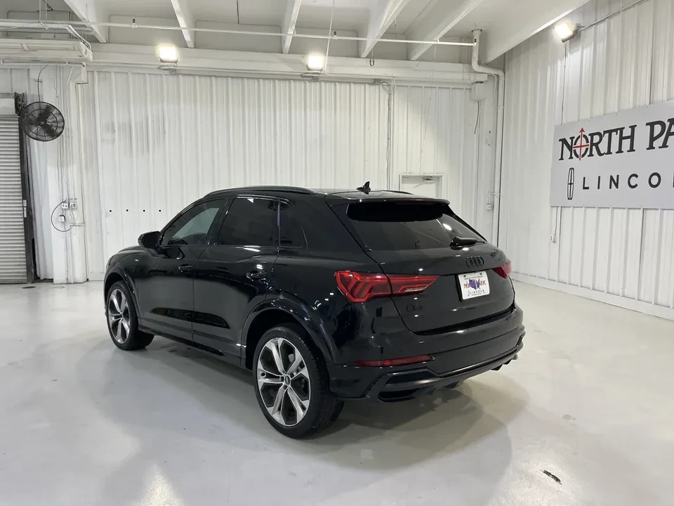 2022 Audi F3 Q3 - Image 3 of 14