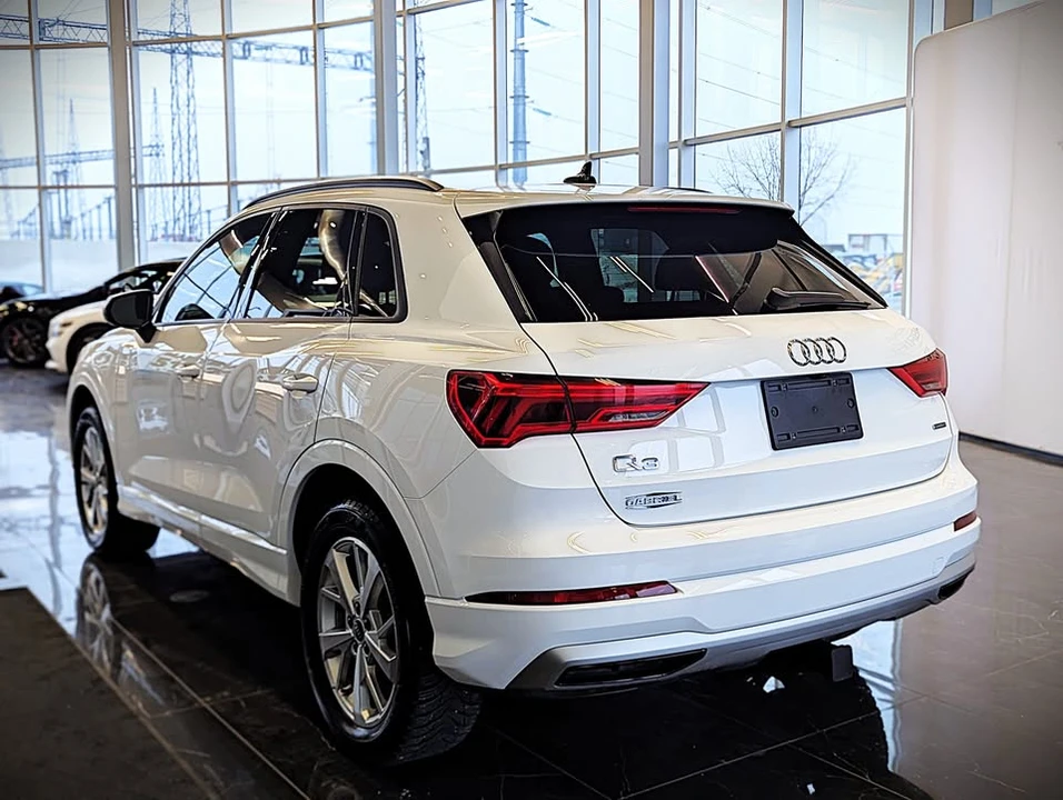 2022 Audi F3 Q3 - Image 4 of 21
