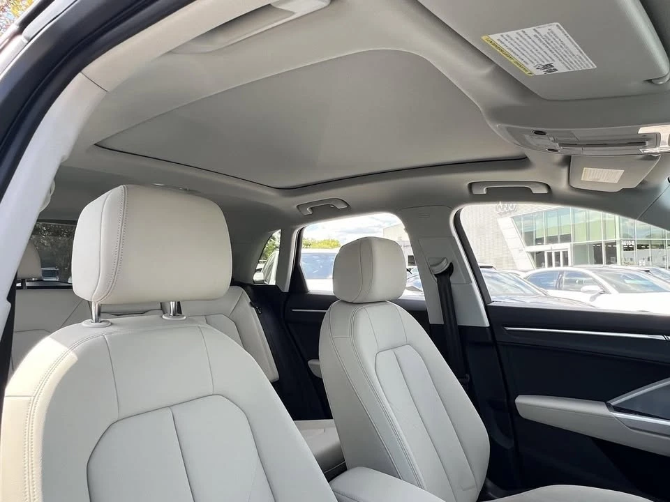 2022 Audi F3 Q3 - Image 16 of 19