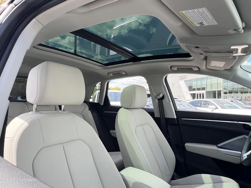 2022 Audi F3 Q3 - Image 15 of 19