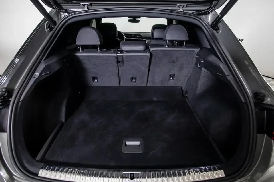 2022 Audi F3 Q3 - Image 7 of 12