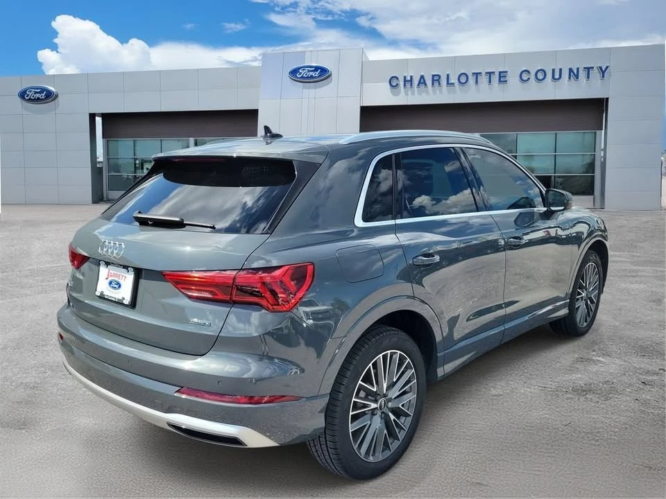2022 Audi F3 Q3 - Image 3 of 10