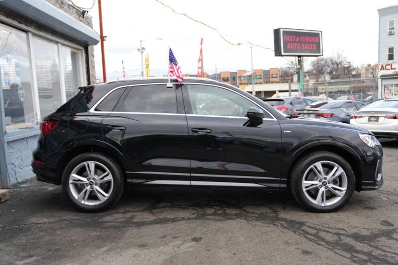2022 Audi F3 Q3 - Image 2 of 20