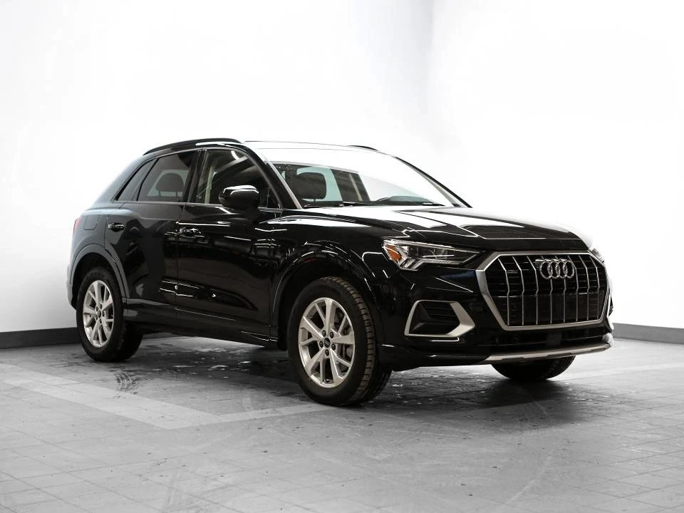 2022 Audi F3 Q3 - Image 1 of 3
