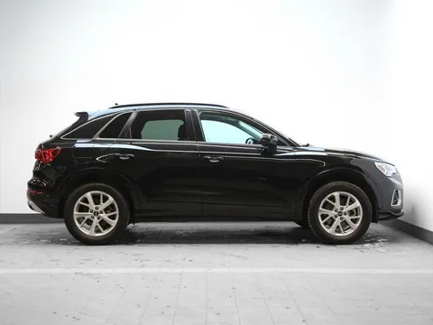 2022 Audi F3 Q3 - Image 3 of 3
