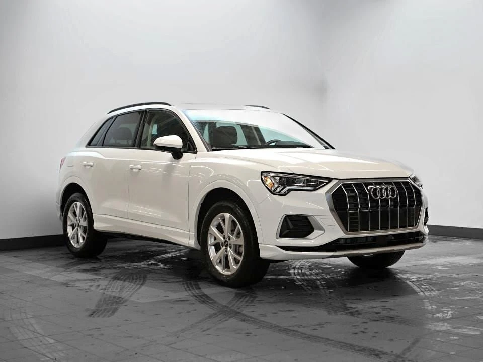 2022 Audi F3 Q3 - Image 1 of 3