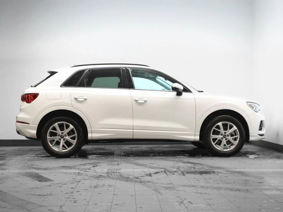 2022 Audi F3 Q3 - Image 3 of 3