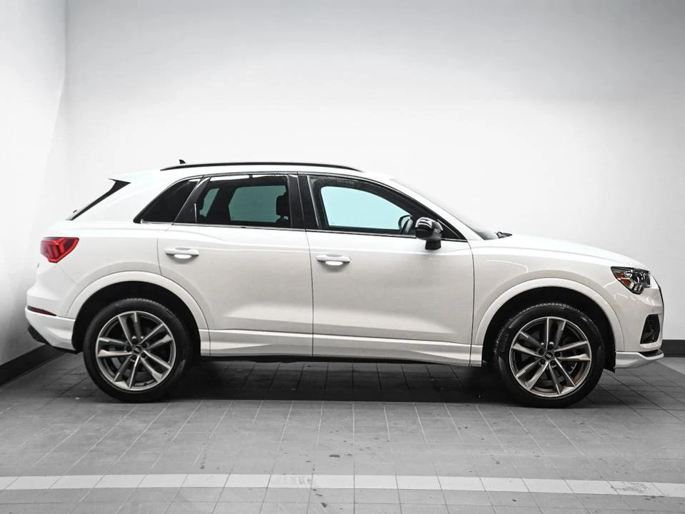 2022 Audi F3 Q3 - Image 3 of 3