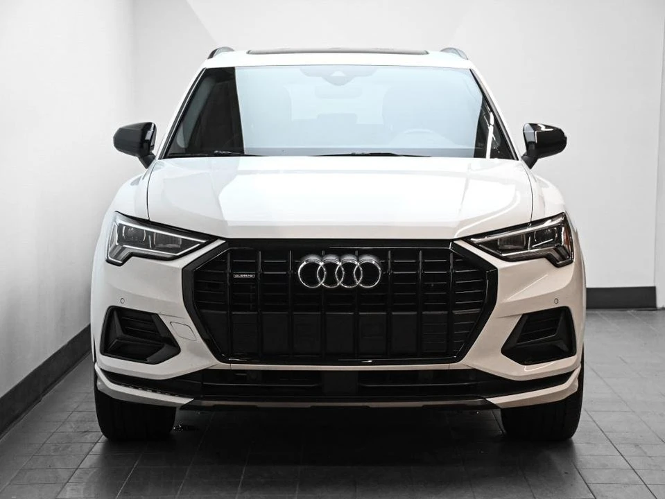 2022 Audi F3 Q3 - Image 2 of 3