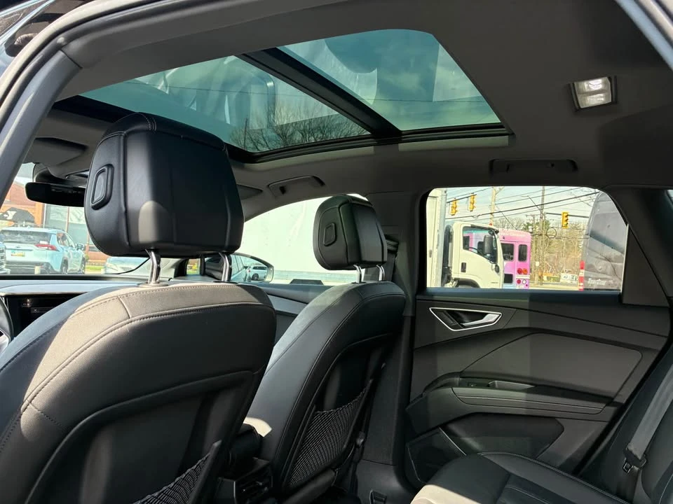2022 Audi Q4 e-tron - Image 10 of 10