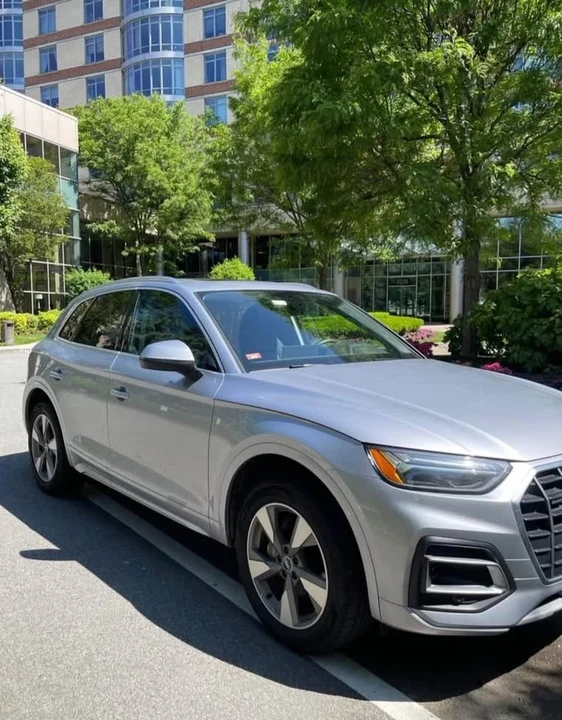 2022 Audi FY Q5 - Image 2 of 10