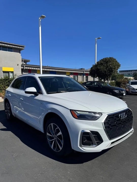 2022 Audi FY Q5 - Image 2 of 8