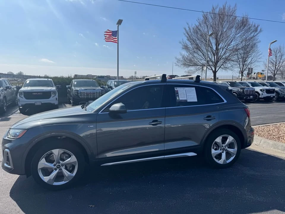 2022 Audi FY Q5 - Image 2 of 10