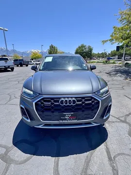 2022 Audi Q5 55 TFSI e S line Premium